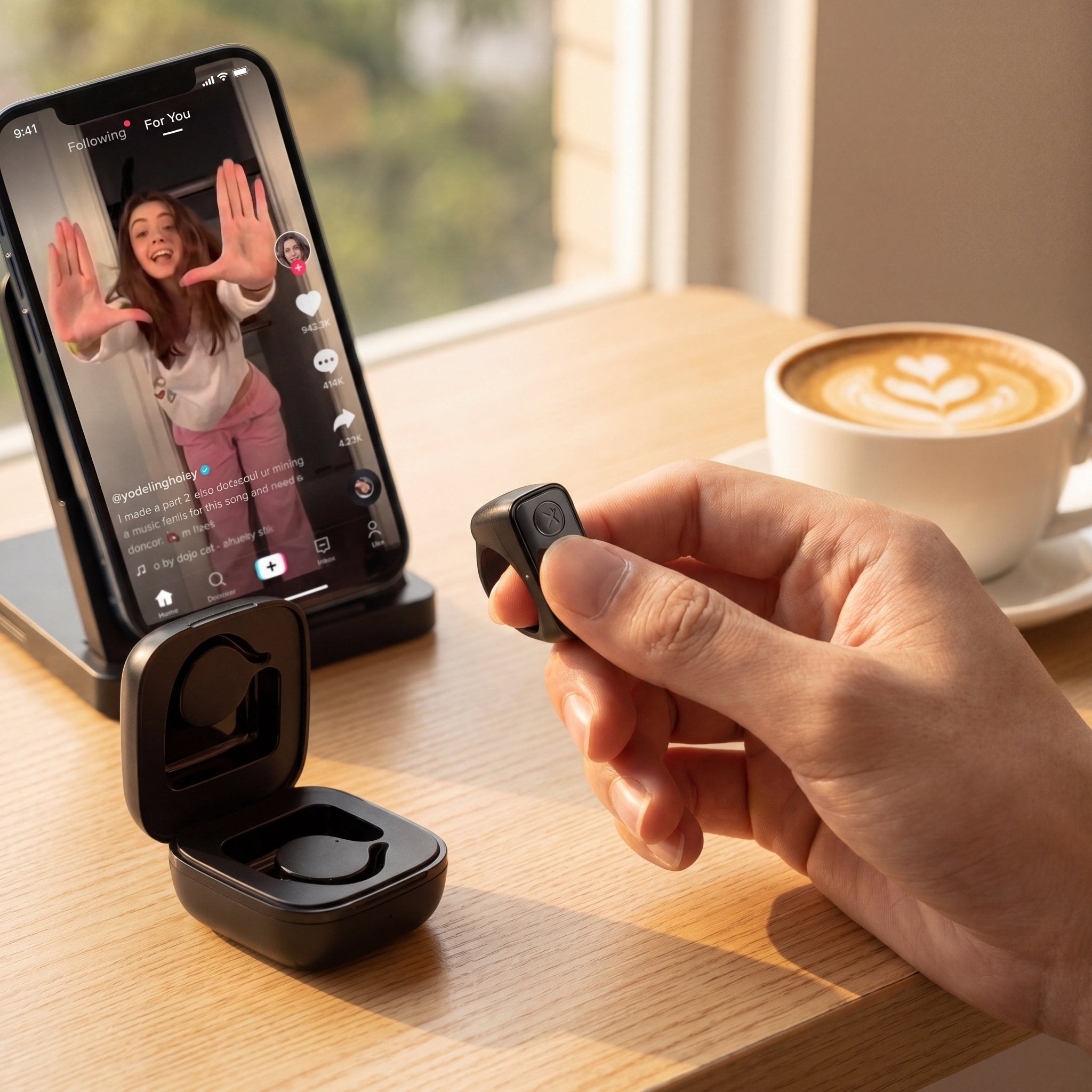 SnapRing Remote Control Ring – Bluetooth Controller with Charging Case - TrendsToLife